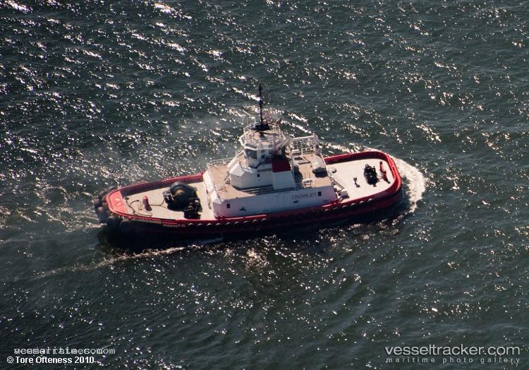 Tug-Response - Tug vessel registered in United States of America