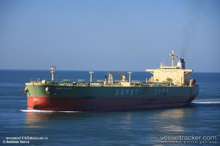 Santa-Cruz-I - Crude Oil Tanker vessel registered in Liberia