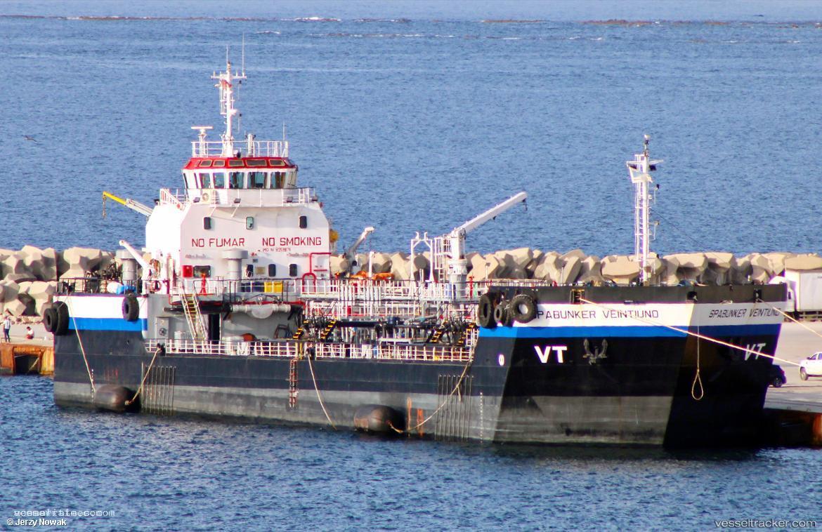 Spabunker-Veintiuno - Oil And Chemical Tanker vessel registered in Spain