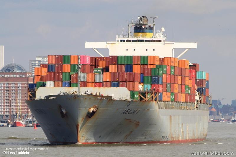 Porto-Germeno - Container Ship vessel registered in Liberia