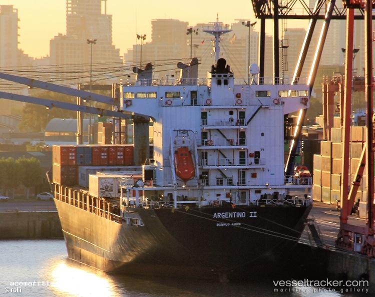 Argentino-Ii - Container Ship vessel registered in Argentina