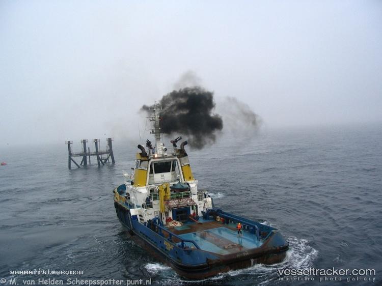 Mv-Joetek-Perelade - [tug.fire_fighting_tug] vessel registered in Nigeria
