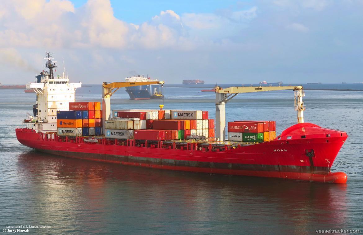 Noah - Container Ship vessel registered in Antigua and Barbuda