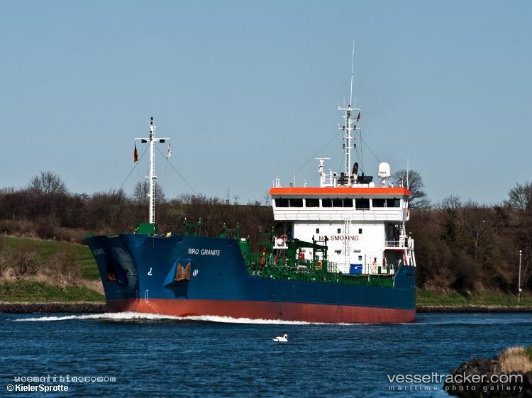 Thun-Granite - Chemical Oil Products Tanker vessel registered in Netherlands