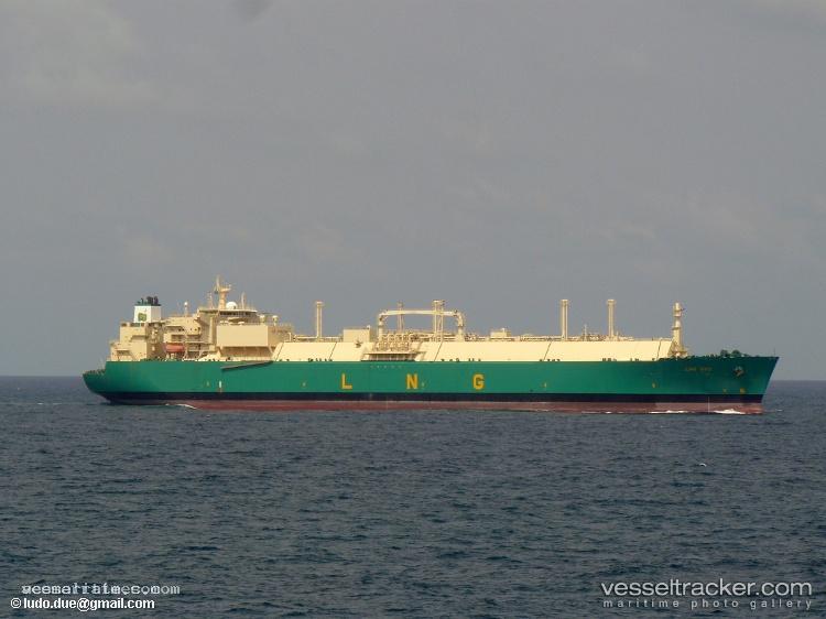 Lng-Oyo - Lng Tanker vessel registered in Bermuda