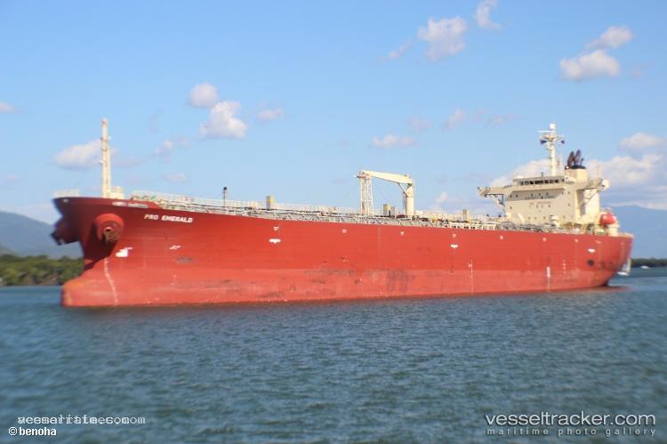 Mt-Ocean-Guardian - Oil Products Tanker vessel registered in Panama