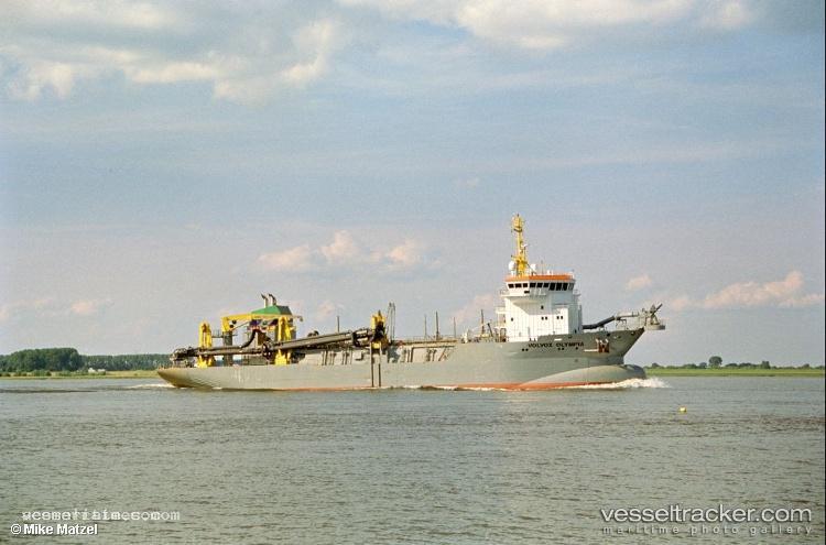 Volvox-Olympia - Hopper Dredger vessel registered in India