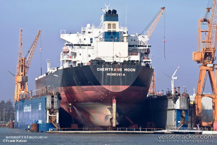Mooni - Crude Oil Tanker vessel registered in Antigua and Barbuda