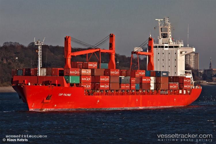 Spil-Niken - Container Ship vessel registered in Panama