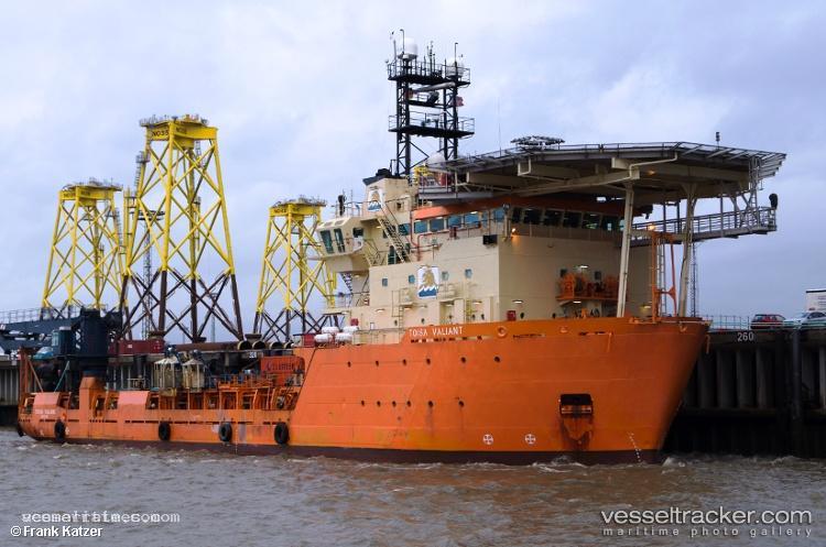 Parcel-Das-Paredes - Offshore Tug Supply Ship vessel registered in Brazil