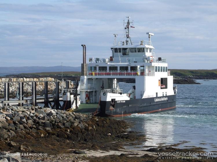 Loch-Portain - Passenger Ro Ro Cargo Ship vessel registered in United Kingdom