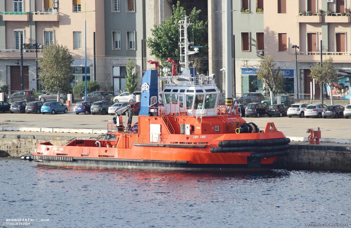 Capo-Faro - [tug.salvage_tug] vessel registered in Italy