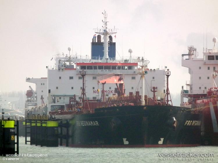 Octa-Divine - Oil Products Tanker vessel registered in Cyprus