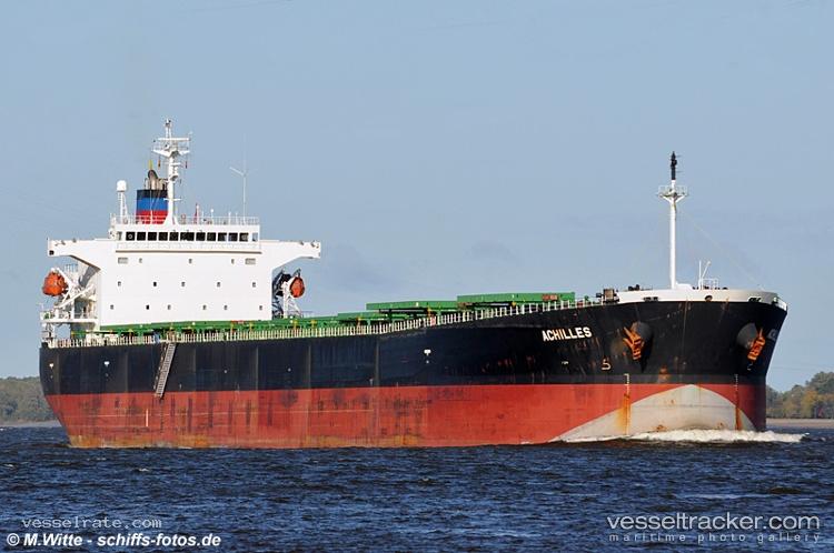 Bern - Bulk Carrier vessel registered in Marshall Islands