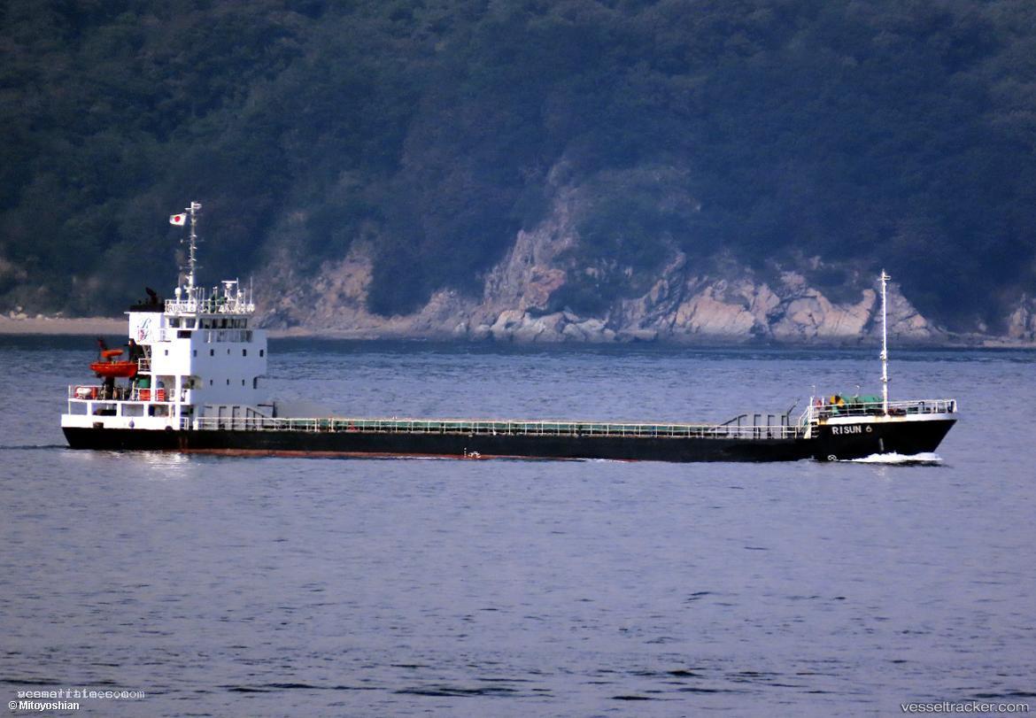 Risun6 - Fish Factory Ship vessel registered in Belize
