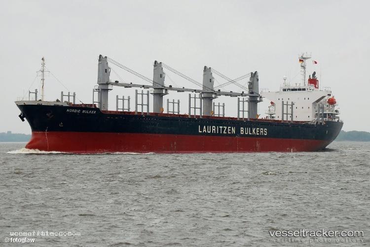 East-Wind-I - Bulk Carrier vessel registered in Panama