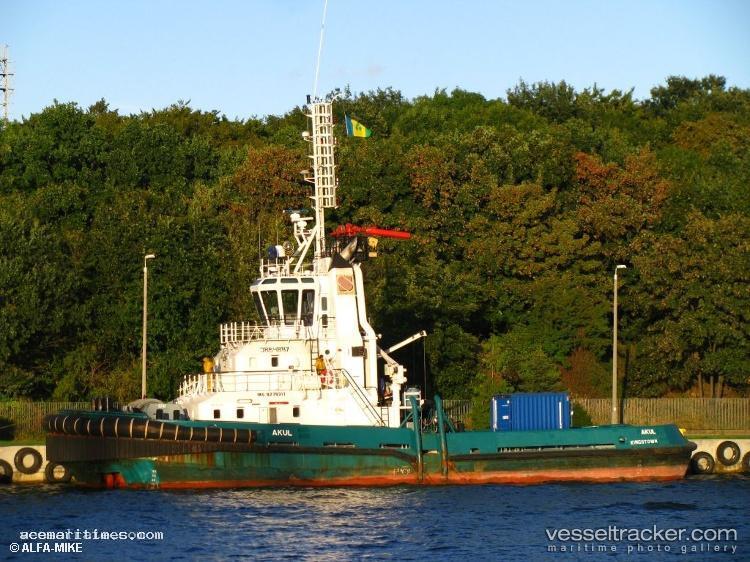 Akul - Tug vessel registered in Poland