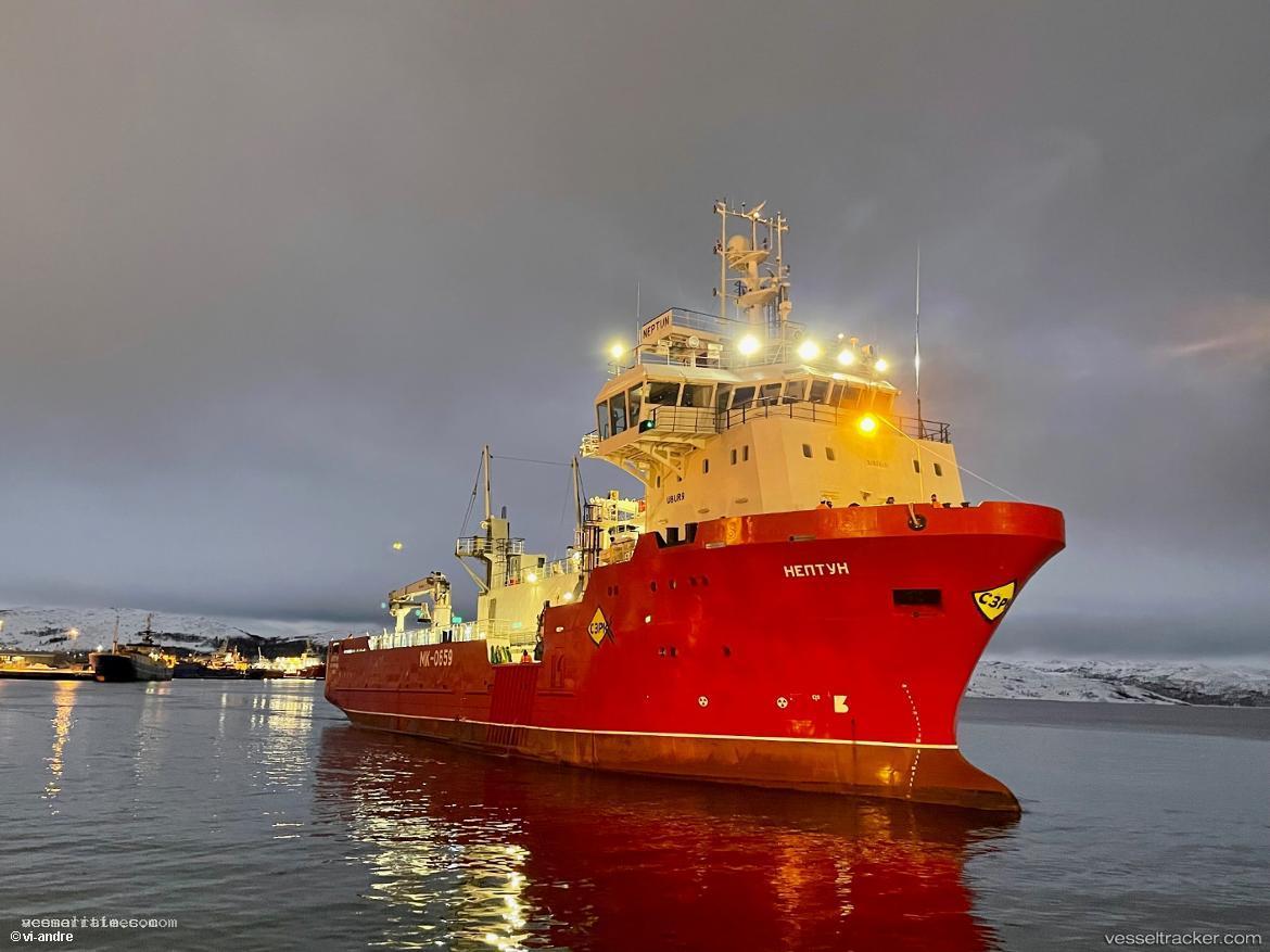 Neptun - Fishing Vessel vessel registered in Russia