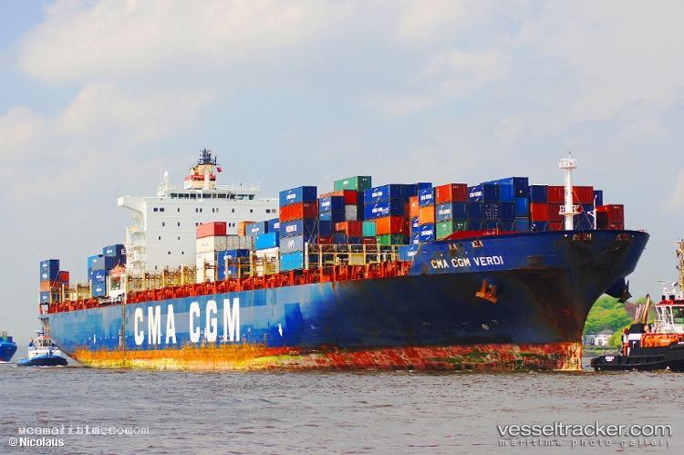 Gsl-Vinia - Container Ship vessel registered in Liberia