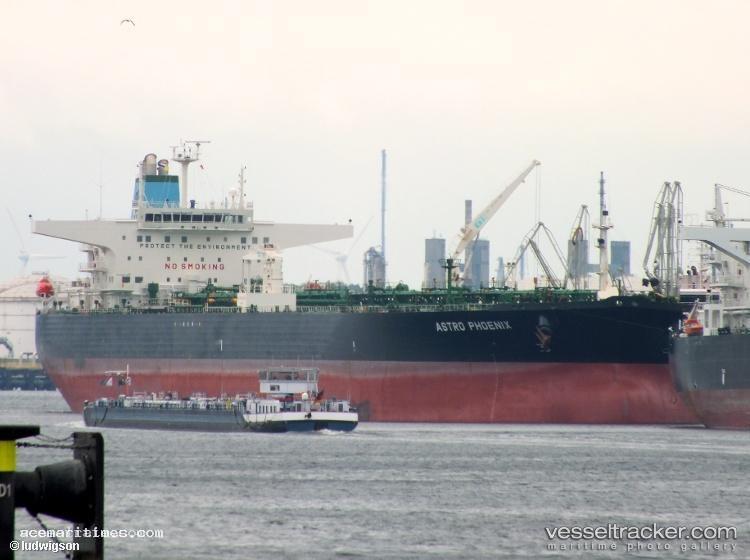 Apus - Crude Oil Tanker vessel registered in Panama