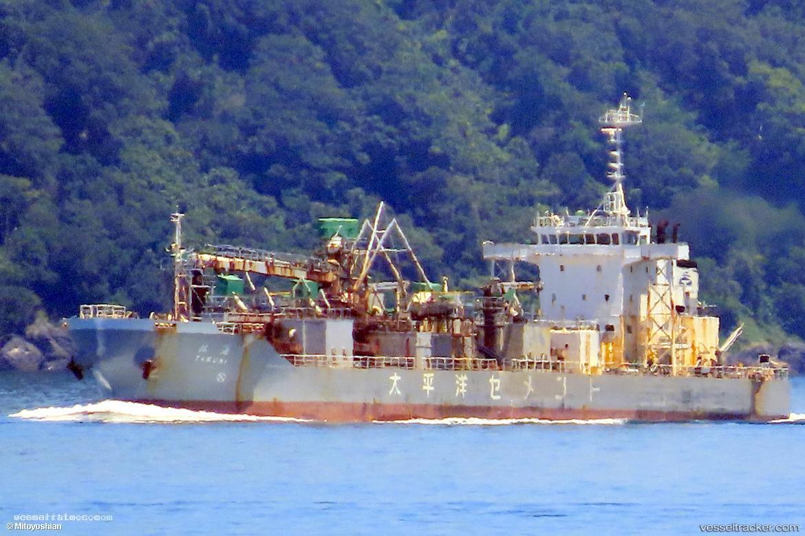 Takumi-Maru - Pusher Tug vessel registered in Japan