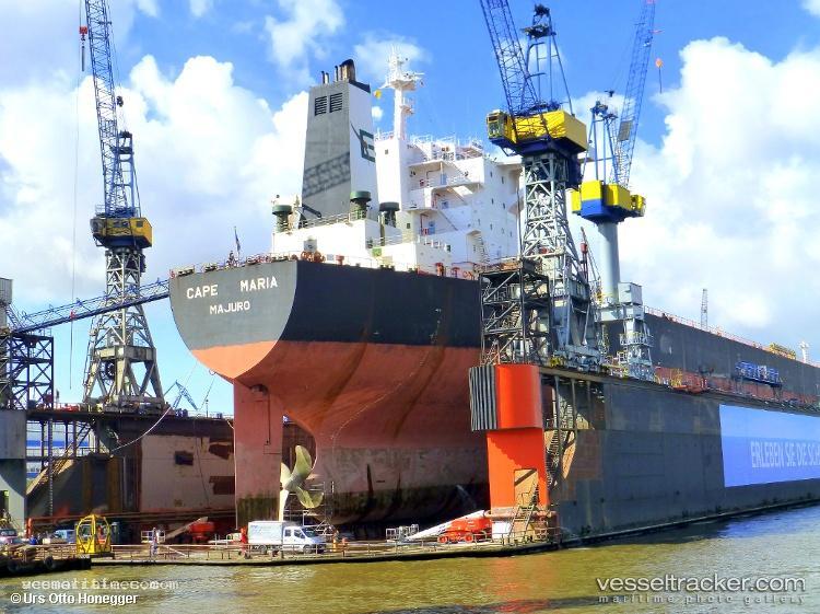 Mojo - Bulk Carrier vessel registered in Marshall Islands