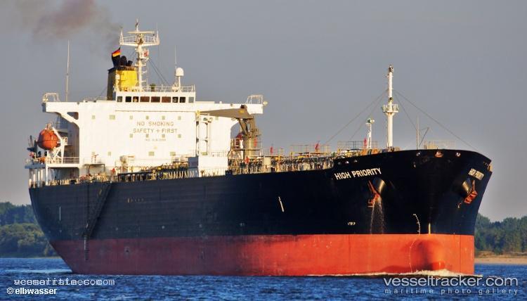 Revoliner - Crude Oil Tanker vessel registered in Panama