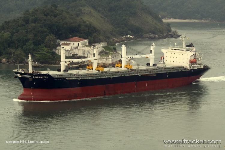 Eadow-Dxl - Bulk Carrier vessel registered in Marshall Islands