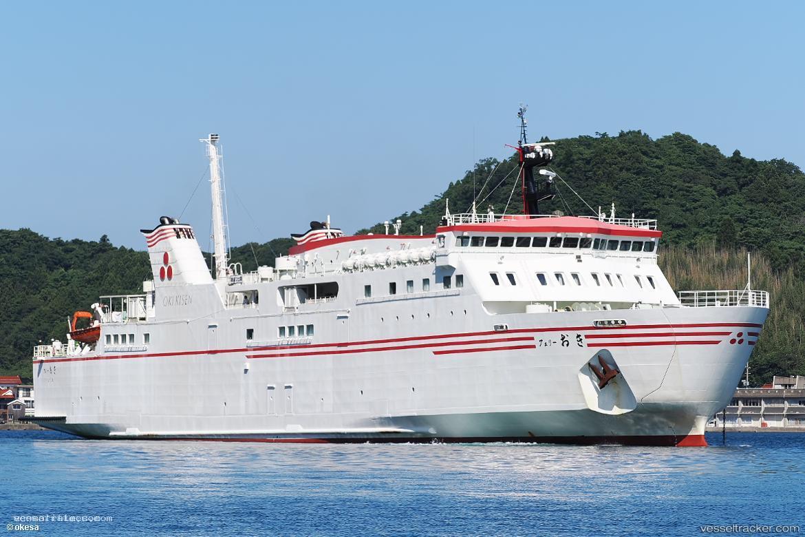Ferry-Oki - Passenger Ro Ro Cargo Ship vessel registered in Japan