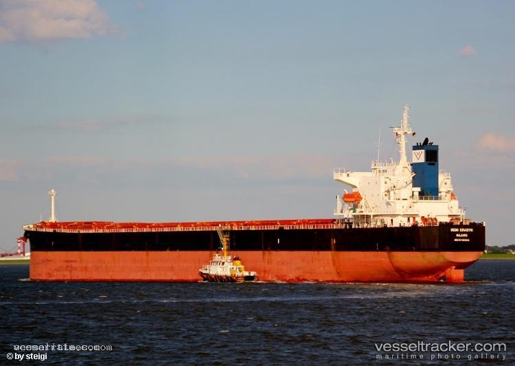 Star-Kamila - Bulk Carrier vessel registered in Marshall Islands