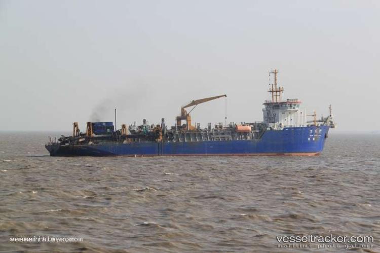 Wan-Qing-Sha - Hopper Dredger vessel registered in China