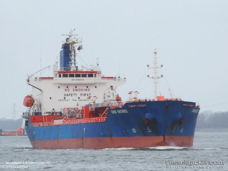 Lucky-Chem - Chemical Oil Products Tanker vessel registered in Panama