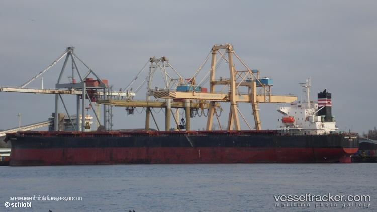 Kavo-Yeraki - Bulk Carrier vessel registered in Marshall Islands