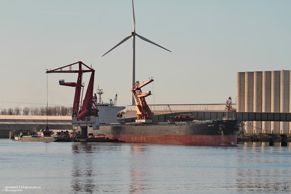 Halona - Bulk Carrier vessel registered in Panama