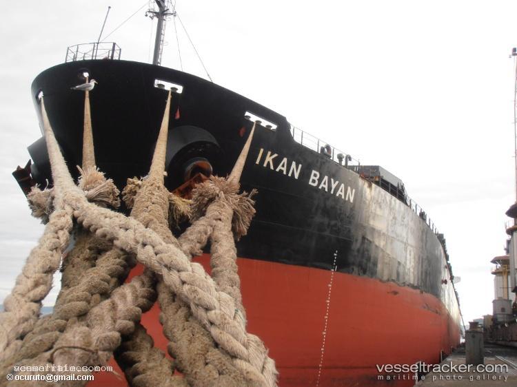 Oak-Anton - Bulk Carrier vessel registered in Marshall Islands