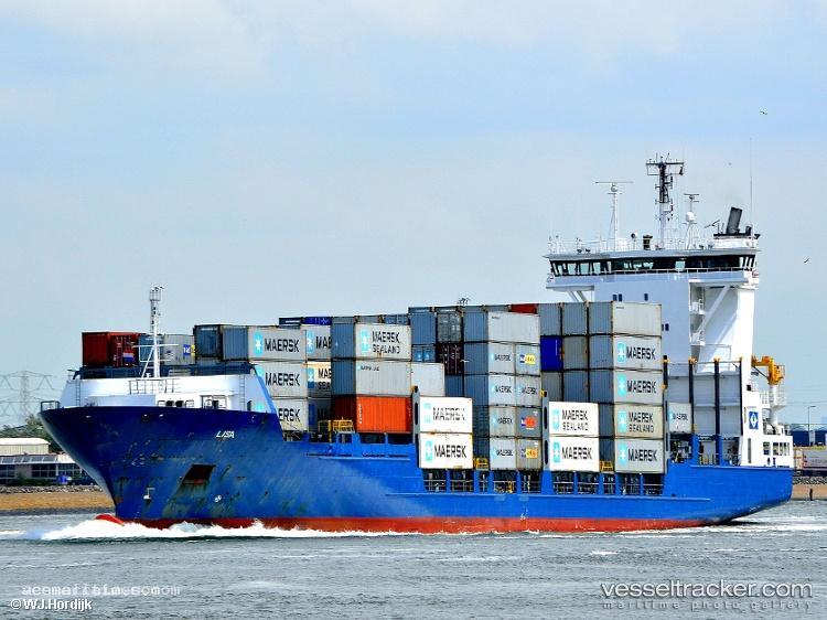 Rs-Lisa - Container Ship vessel registered in Portugal