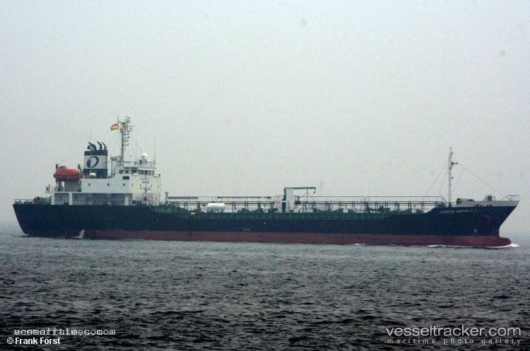 Pusaka-Abadi - Bitumen Tanker vessel registered in Malaysia