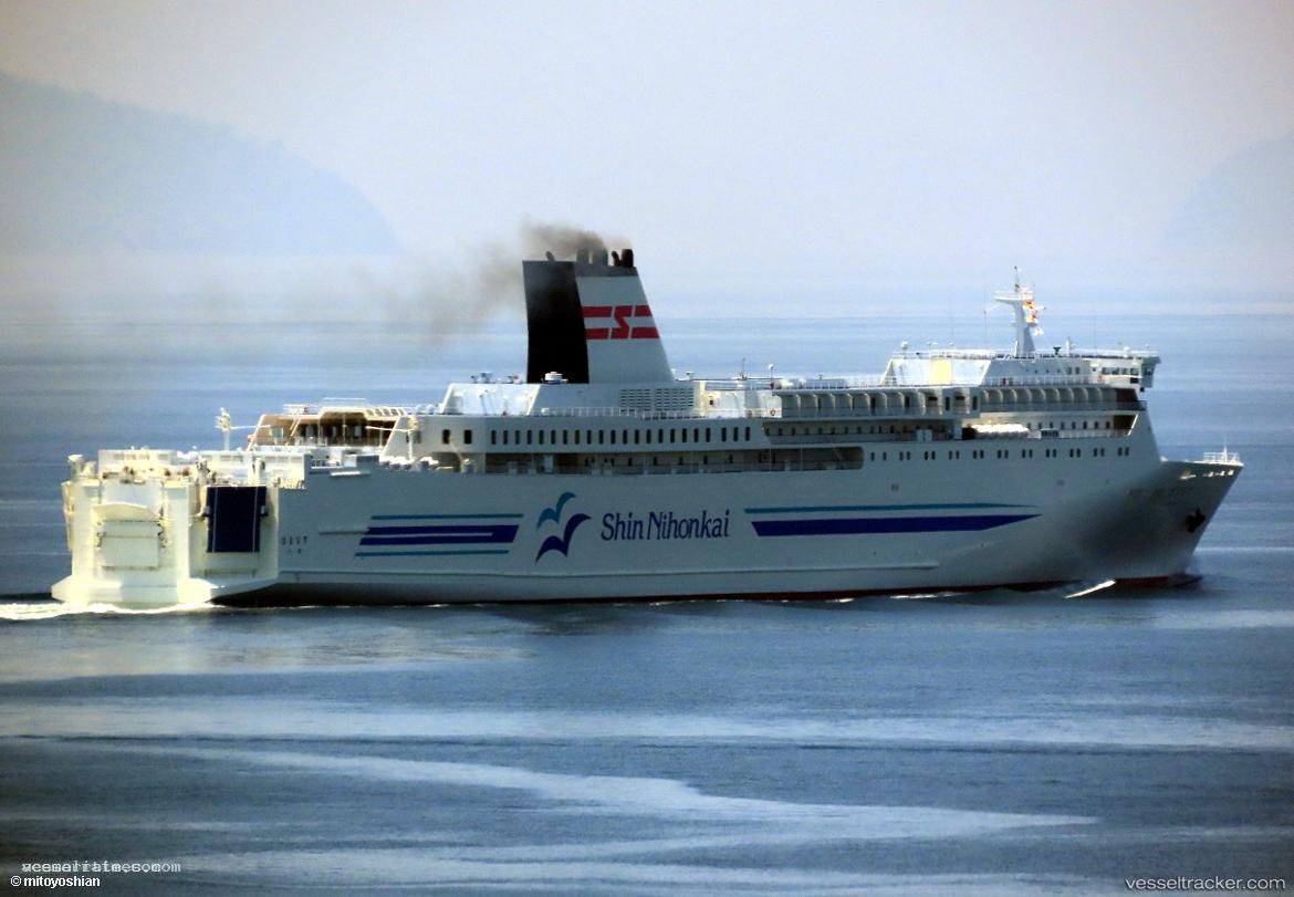 Hamanasu - Passenger Ro Ro Cargo Ship vessel registered in Japan