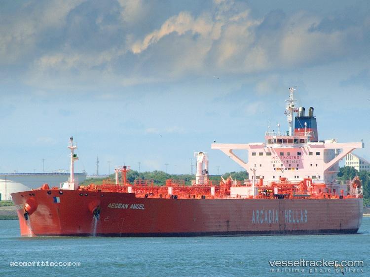 Lady-Louise - Crude Oil Tanker vessel registered in Panama