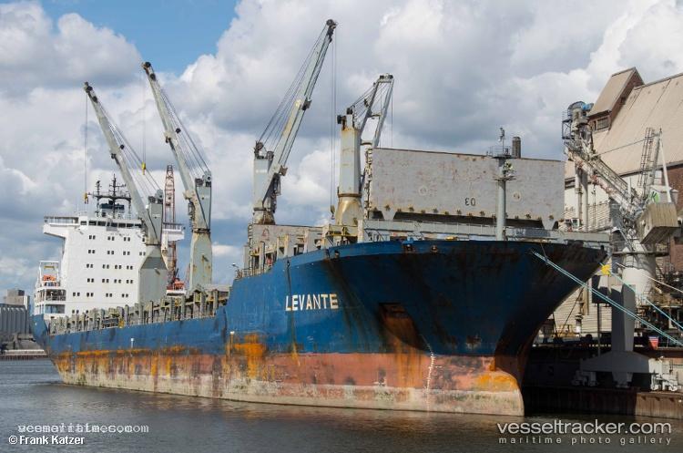Uafl-Dubai - General Cargo Ship vessel registered in Liberia