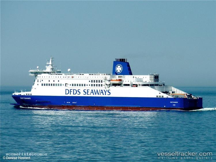 Delft-Seaways - Passenger Ro Ro Cargo Ship vessel registered in United Kingdom