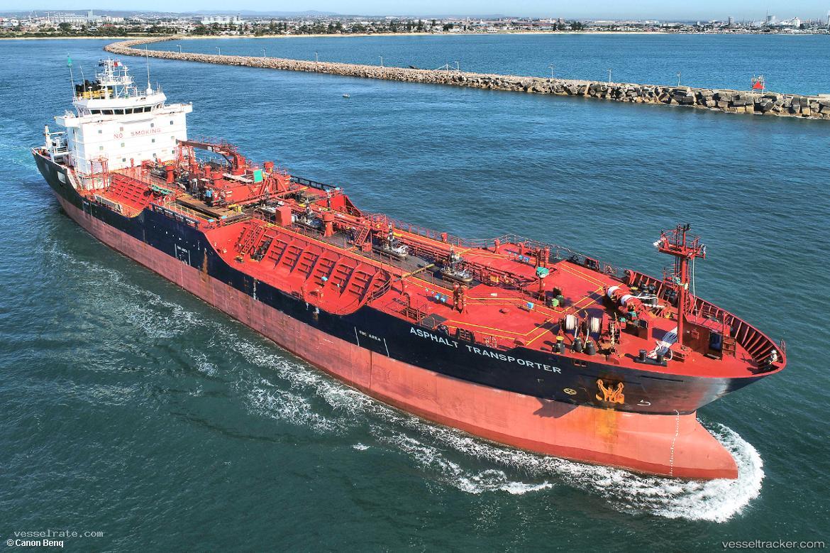 Asphalt-Transporter - Bitumen Tanker vessel registered in Cyprus