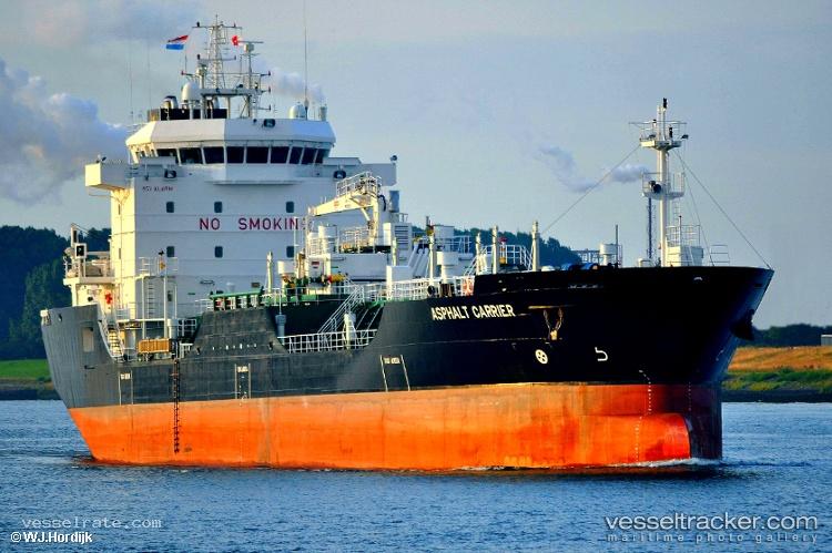 Asphalt-Carrier - Bitumen Tanker vessel registered in Marshall Islands