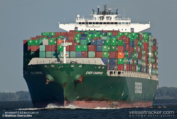 Msc-New-Haven - Container Ship vessel registered in Portugal