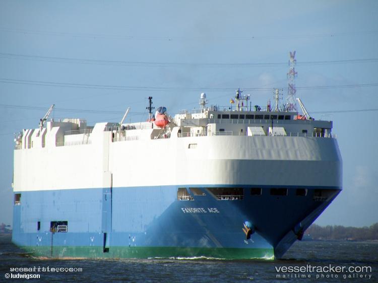 Sfl-Conductor - Vehicles Carrier vessel registered in Liberia