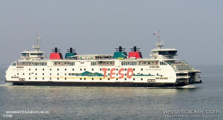 Dokter-Wagemaker - Passenger Ro Ro Cargo Ship vessel registered in Netherlands