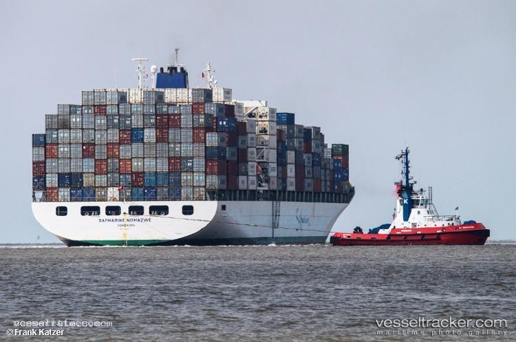 Maersk-Nomazwe - Container Ship vessel registered in Hong Kong