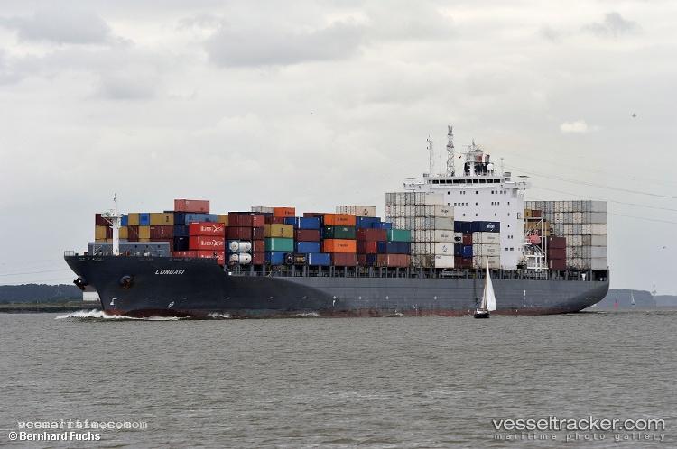 Quebec-Express - Container Ship vessel registered in Bermuda