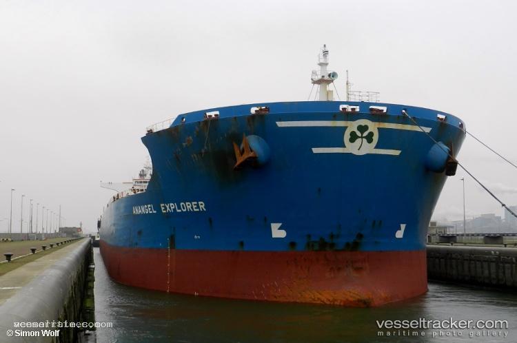 Maran-Explorer - Bulk Carrier vessel registered in Greece