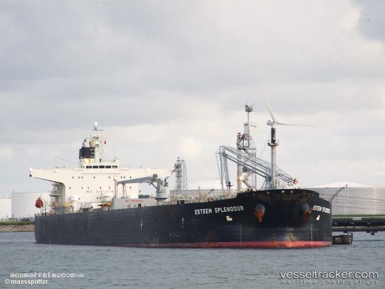 Missoni - Crude Oil Tanker vessel registered in Panama